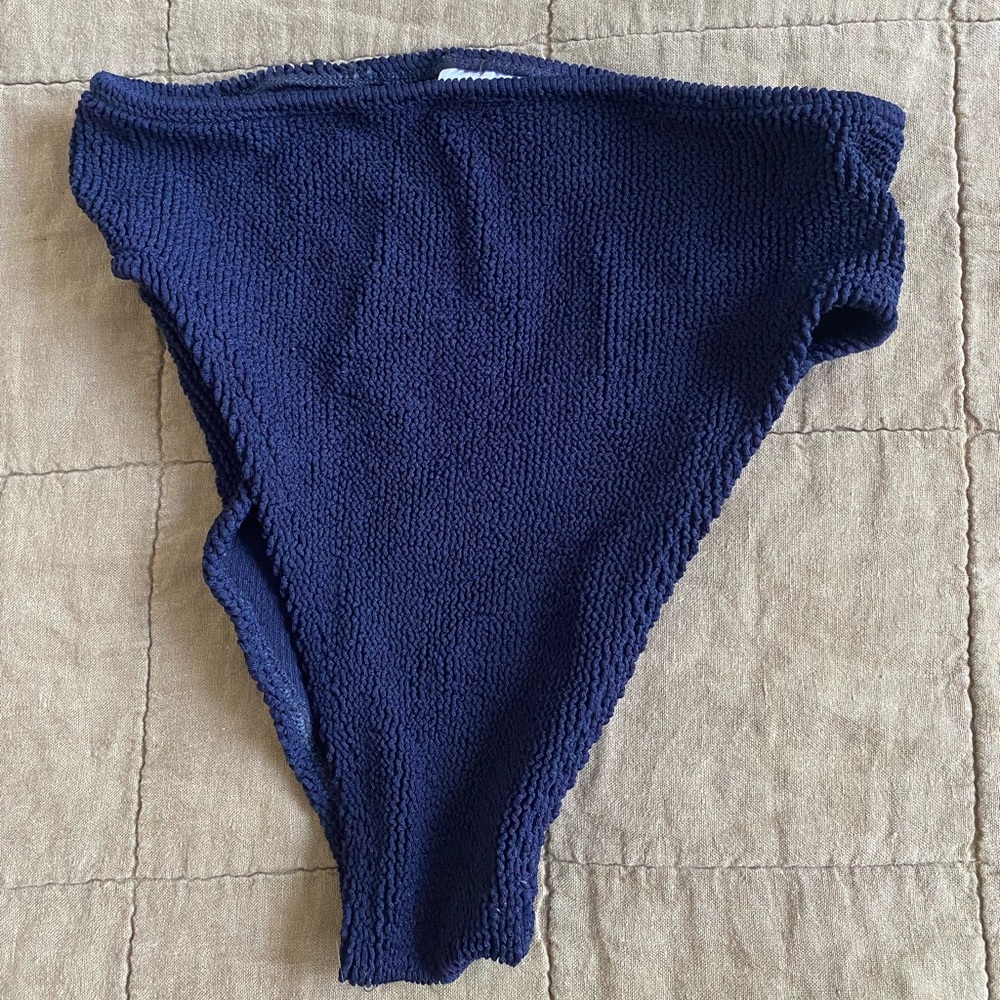 Youswim Eva high-waist bottoms in Navy nwot